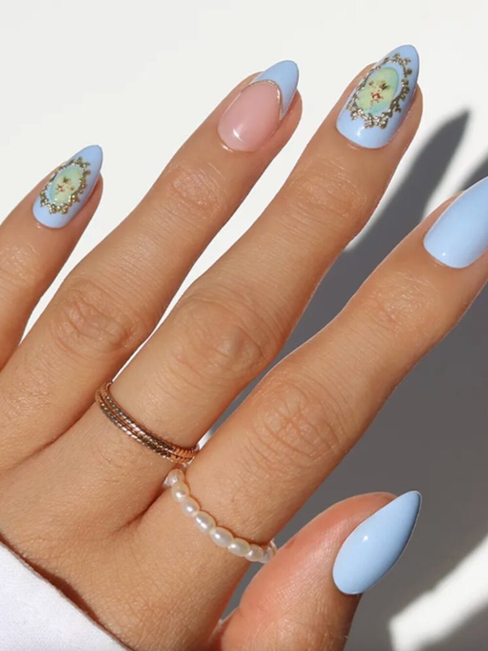 Glamnetic Angel in Blue Press On Nails